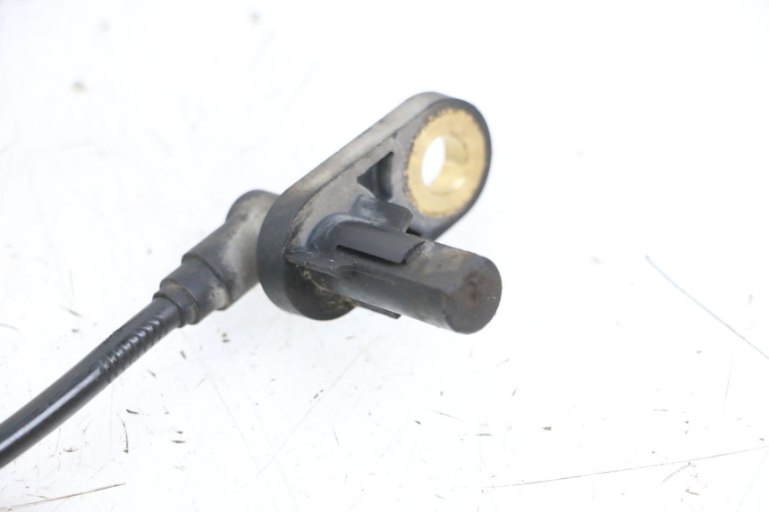photo de REAR ABS SENSOR SUZUKI BURGMAN 650 (2013 - 2020) - Technical close-up