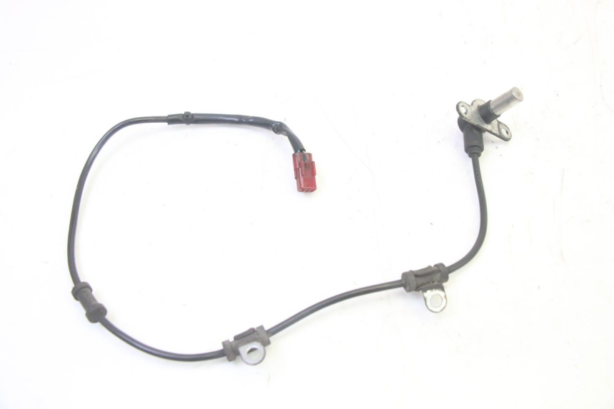 photo de REAR ABS SENSOR HONDA FES S-WING SWING ABS 125 (2007 - 2015) - Zoom on usage condition