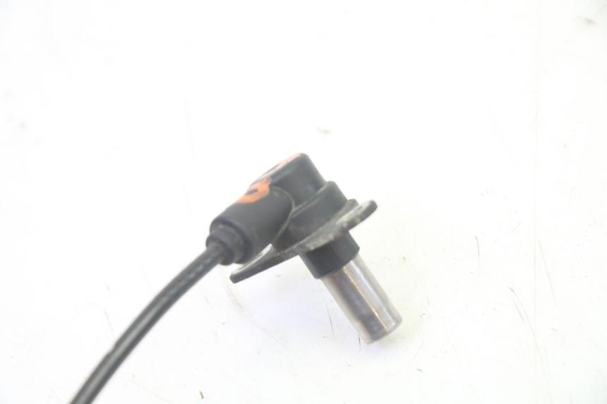 photo de REAR ABS SENSOR HONDA FES S-WING SWING ABS 125 (2007 - 2015) - Technical close-up