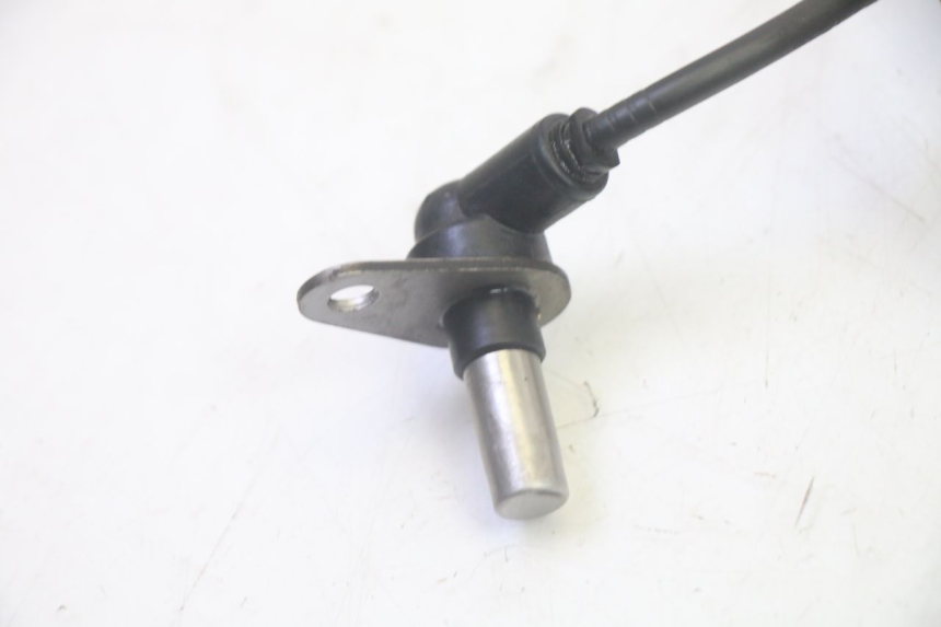 photo de REAR ABS SENSOR YAMAHA FJR ABS 1300 (2006 - 2012) - Alternative perspective