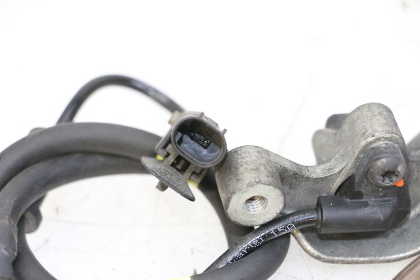 photo de REAR ABS SENSOR PIAGGIO MP3 500 (2014 - 2017) - Alternative perspective