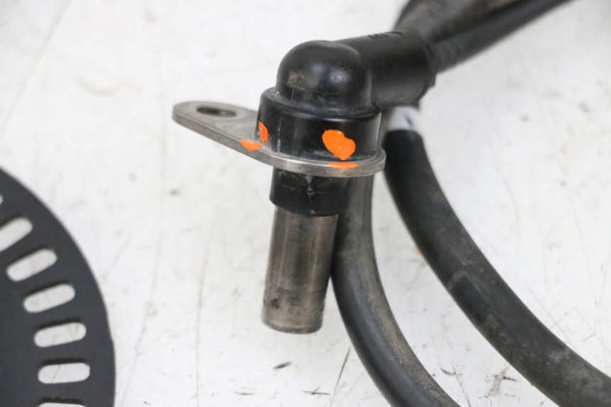 photo de REAR ABS SENSOR YAMAHA MT-07 MT07 ABS 700 (2018 - 2020) - Fixing points details