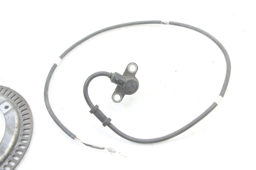 photo de REAR ABS SENSOR HONDA NTV DEAUVILLE ABS 700 (2007 - 2016) - Fixing points details