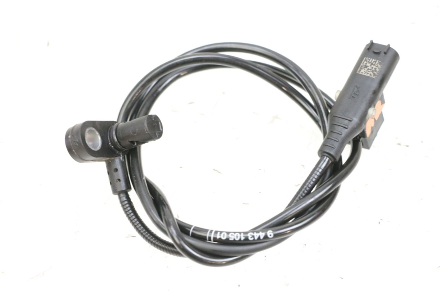 photo de REAR ABS SENSOR BMW R GS 1250 (2021 - 2024) - Technical close-up