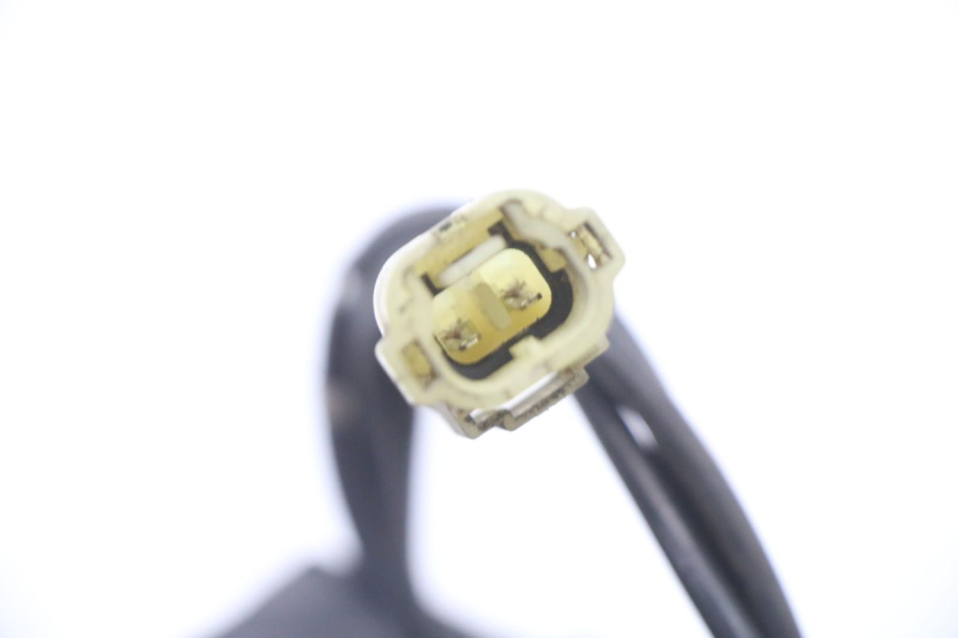 photo de REAR ABS SENSOR PEUGEOT SATELIS 125 (2013 - 2018) - Surface and material condition