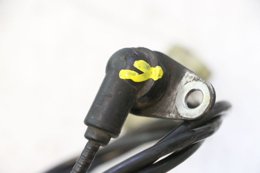 photo de REAR ABS SENSOR PEUGEOT SATELIS 125 (2013 - 2018) - Fixing points details