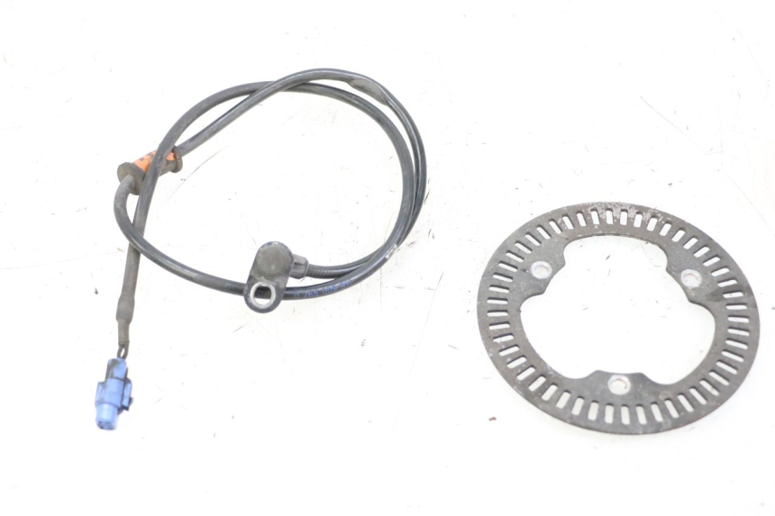 photo de REAR ABS SENSOR SUZUKI BURGMAN 125 (2015 - 2017) - Alternative perspective