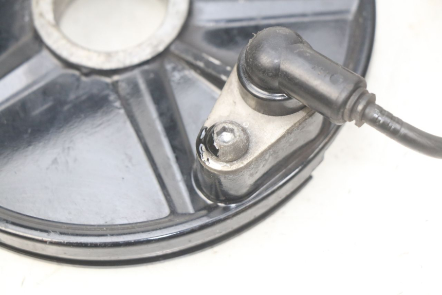 photo de REAR ABS SENSOR YAMAHA XP T-MAX TMAX ABS 530 (2012 - 2015) - Alternative perspective