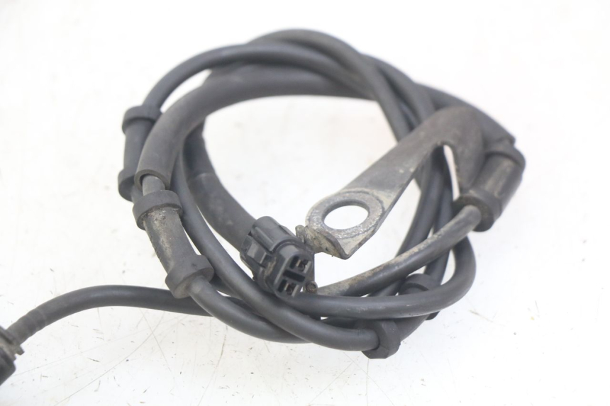 photo de FRONT ABS SENSOR YAMAHA FJR ABS 1300 (2006 - 2012) - Zoom on usage condition