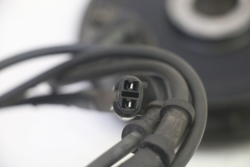 photo de FRONT ABS SENSOR YAMAHA FJR ABS 1300 (2006 - 2012) - Technical close-up