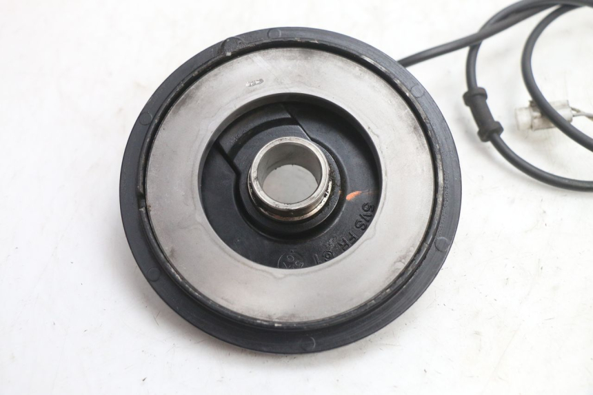 photo de FRONT ABS SENSOR YAMAHA FJR 1300 (2001 - 2005) - Zoom on usage condition