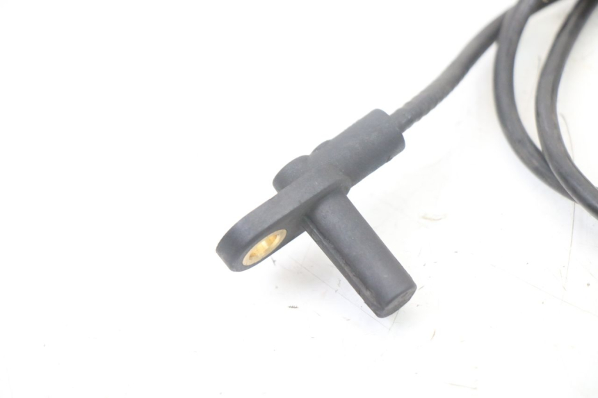 photo de FRONT ABS SENSOR HONDA FORZA 125 (2021 - 2025) - Alternative perspective