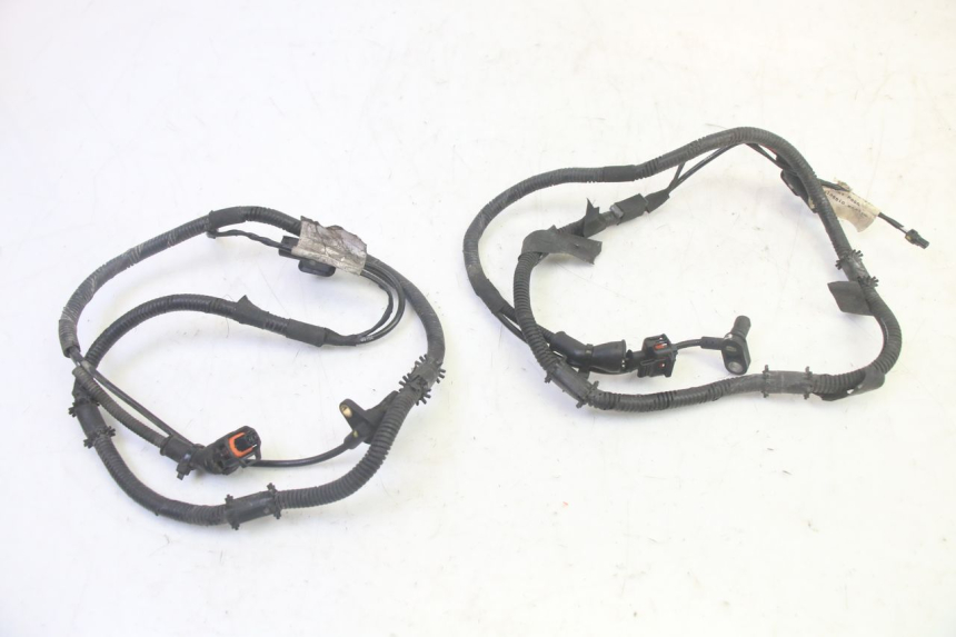 photo de FRONT ABS SENSOR PIAGGIO MP3 HPE 350 (2018 - 2020) - Component detail