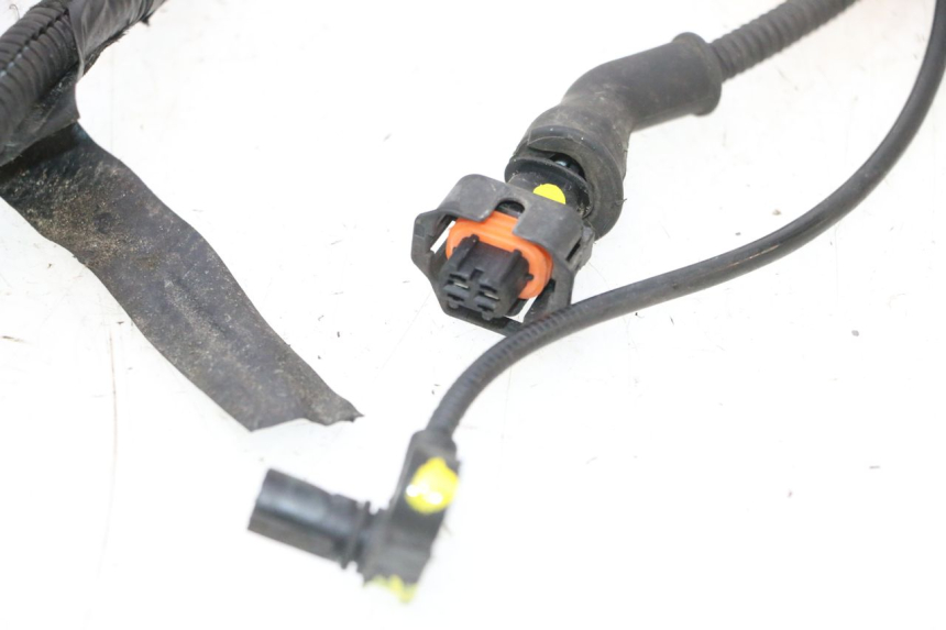 photo de FRONT ABS SENSOR PIAGGIO MP3 500 (2016 - 2018) - Alternative perspective