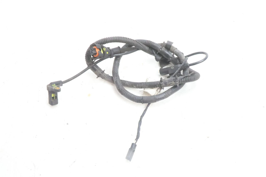 photo de FRONT ABS SENSOR PIAGGIO MP3 500 (2016 - 2018) - Technical close-up
