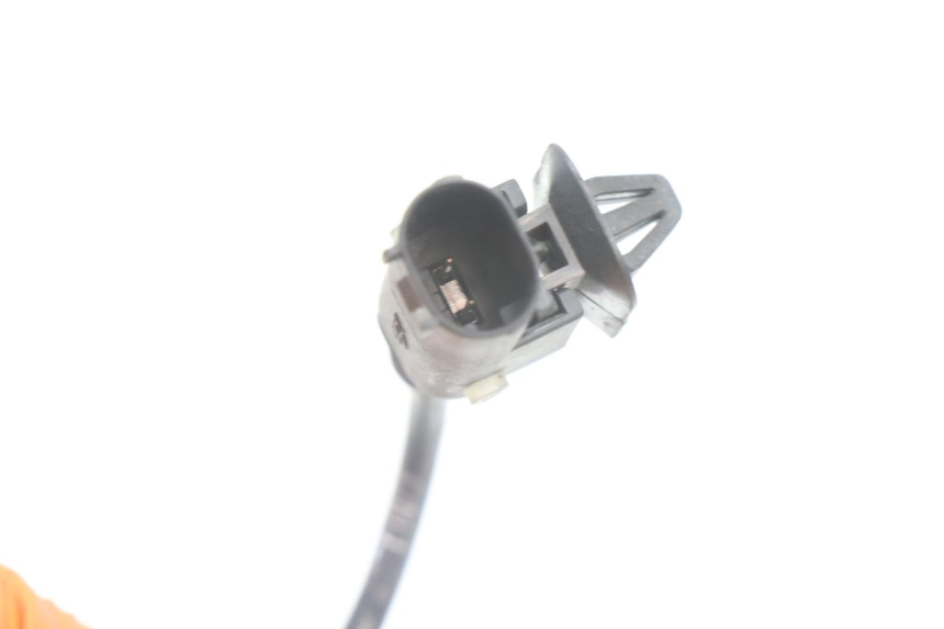 photo de FRONT ABS SENSOR PIAGGIO MP3 500 (2016 - 2018) - Markings and original references