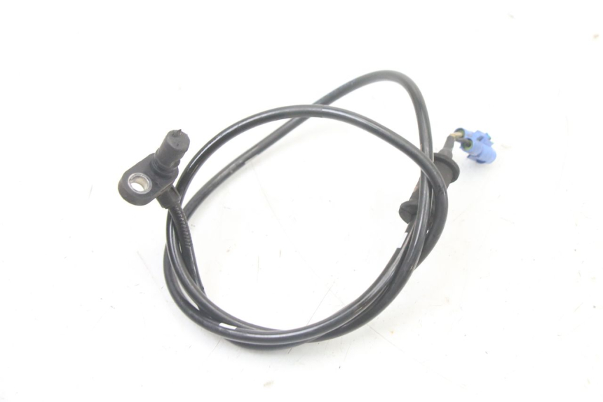 photo de FRONT ABS SENSOR SUZUKI BURGMAN 125 (2018 - 2021) - Alternative perspective