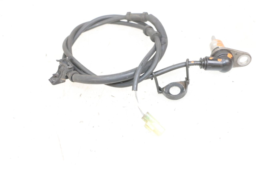 photo de FRONT ABS SENSOR YAMAHA TDM ABS 900 (2002 - 2014) - Technical close-up