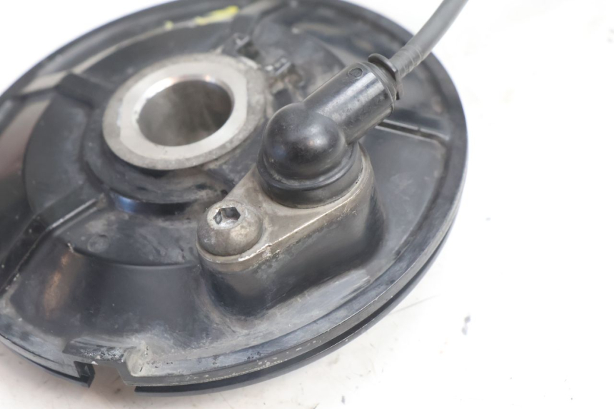 photo de FRONT ABS SENSOR YAMAHA TDM ABS 900 (2002 - 2014) - Alternative perspective