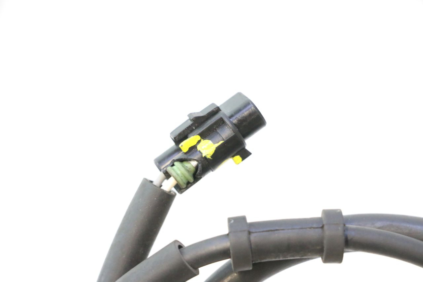 photo de FRONT ABS SENSOR YAMAHA X-MAX XMAX 125 (2010 - 2013) - Fixing points details