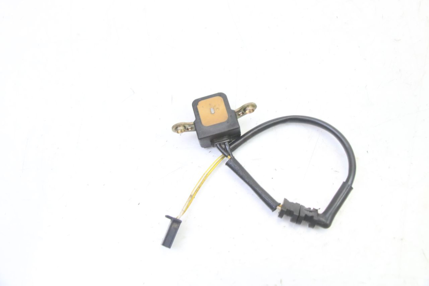photo de IGNITION SENSOR HONDA CBR RR FIREBLADE 900 (1992 - 1994) - Component detail