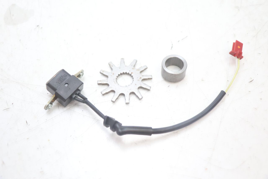 photo de IGNITION SENSOR HONDA FJS SILVER WING SILVERWING 400 (2005 - 2008) - Alternative perspective