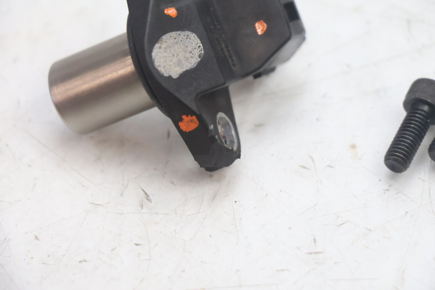 photo de CAMSHAFT SENSOR SUZUKI BURGMAN EXECUTIVE ABS 650 (2006 - 2012) - Zoom on usage condition