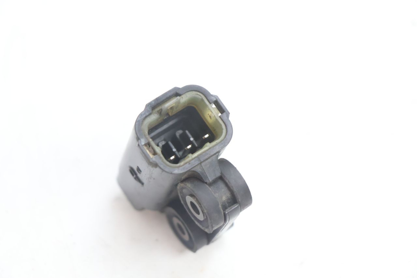 photo de TILT SENSOR YAMAHA FJR 1300 (2001 - 2005) - Alternative perspective