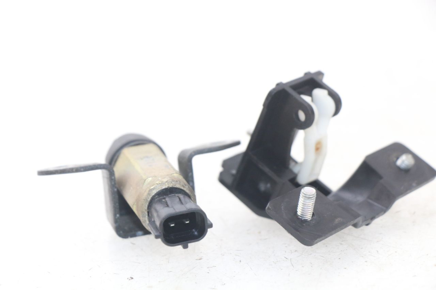 photo de SENSOR SEAT YAMAHA FJR ABS 1300 (2006 - 2012) - Zoom on usage condition