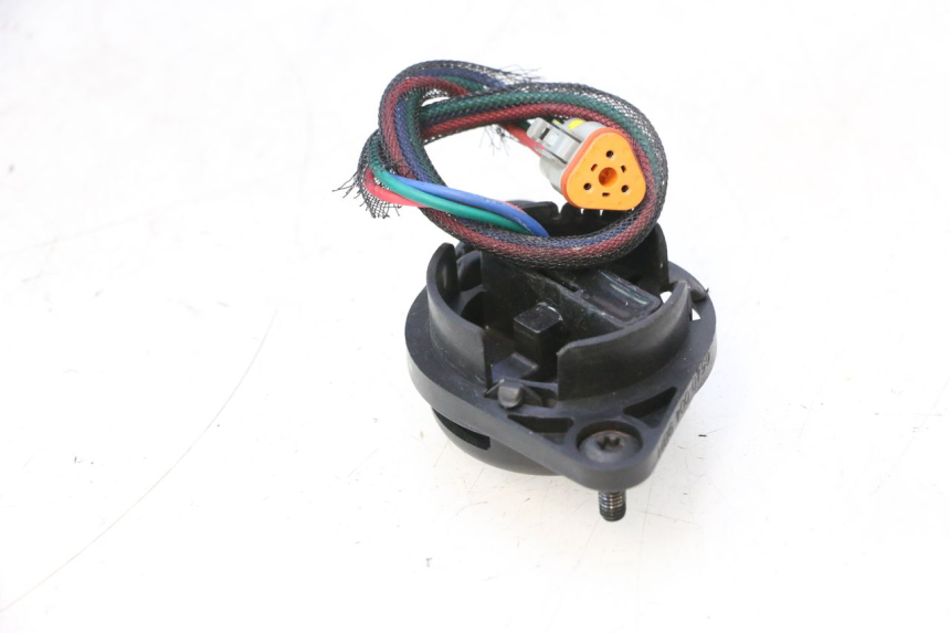 photo de SENSOR SEAT CAN-AM SPYDER RS 1000 (2008 - 2012) - Fixing points details
