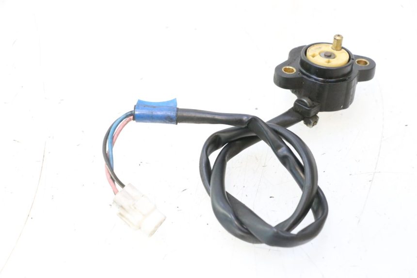 photo de NEUTRAL SENSOR SUZUKI GSR 600 (2005 - 2012) - Component detail