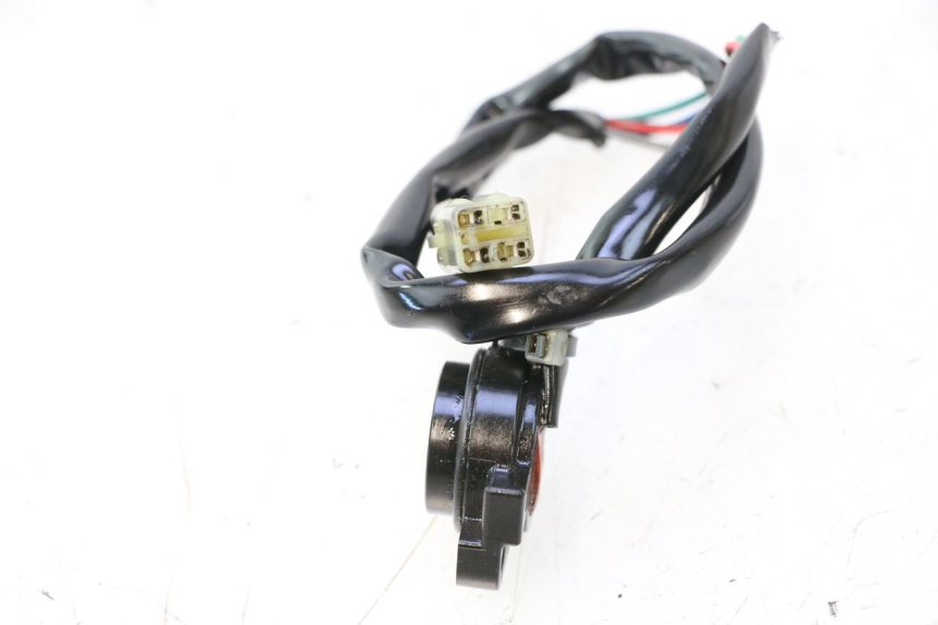 photo de NEUTRAL SENSOR SUZUKI SV S 650 (1999 - 2002) - Zoom on usage condition
