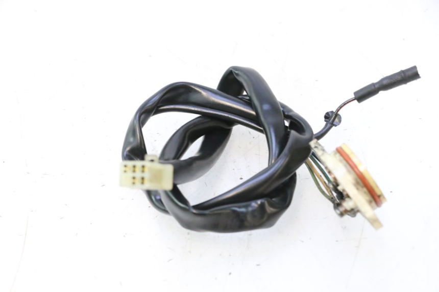 photo de NEUTRAL SENSOR YAMAHA YZF R GENESIS 750 (1993 - 1998) - Alternative perspective