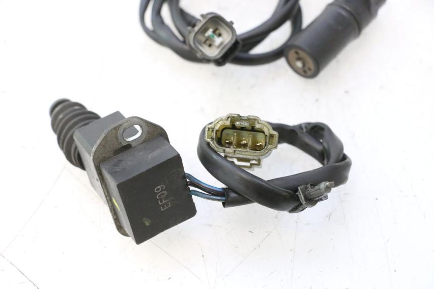 photo de CVT POSITION SENSOR SUZUKI BURGMAN EXECUTIVE ABS 650 (2006 - 2012) - Technical close-up