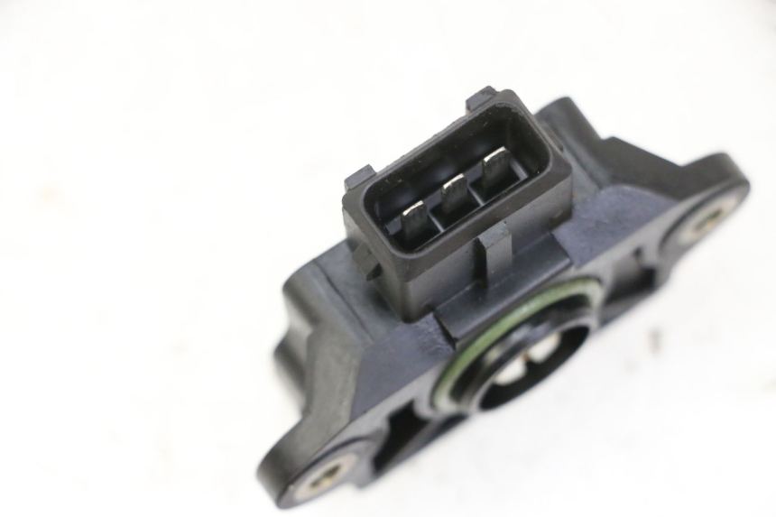 photo de TPS SENSOR BMW C1 125 (2000 - 2003) - Zoom on usage condition