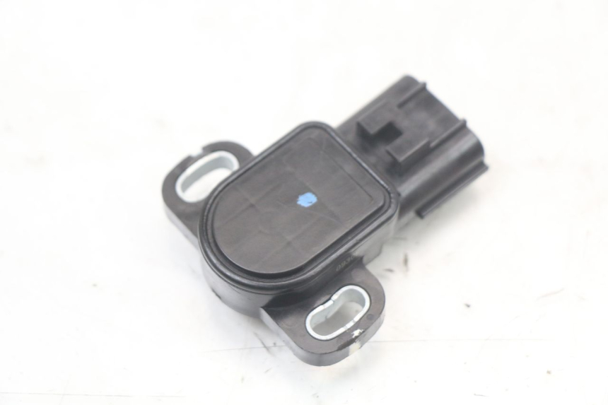 photo de TPS SENSOR YAMAHA FJR ABS 1300 (2006 - 2012) - Alternative perspective