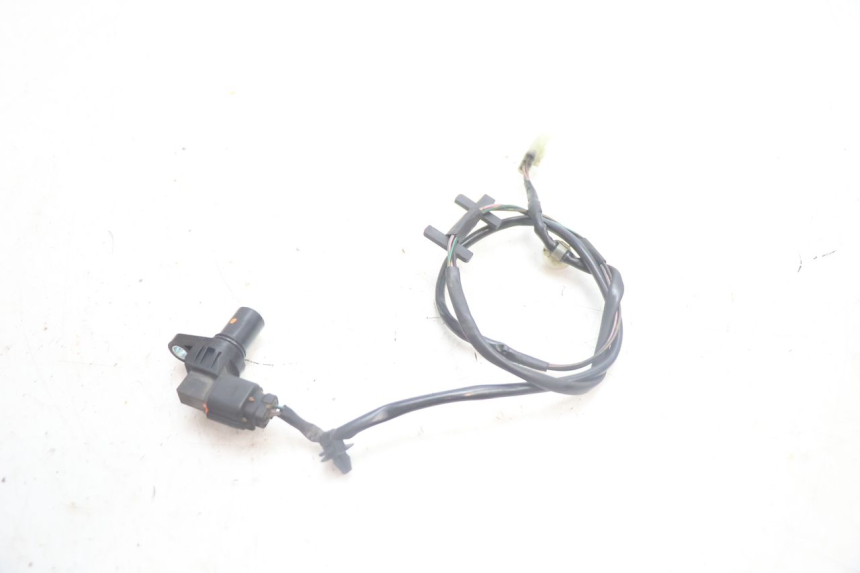 photo de SPEED SENSOR HONDA FJS SILVER WING SILVERWING 400 (2005 - 2008) - Alternative perspective