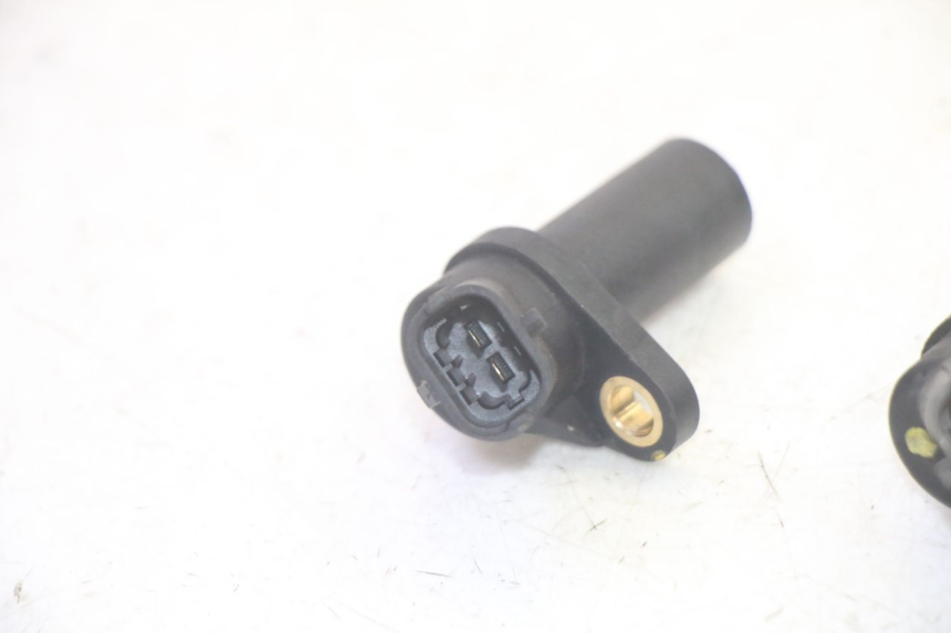 photo de SPEED SENSOR PIAGGIO MP3 HPE 350 (2018 - 2020) - Alternative perspective