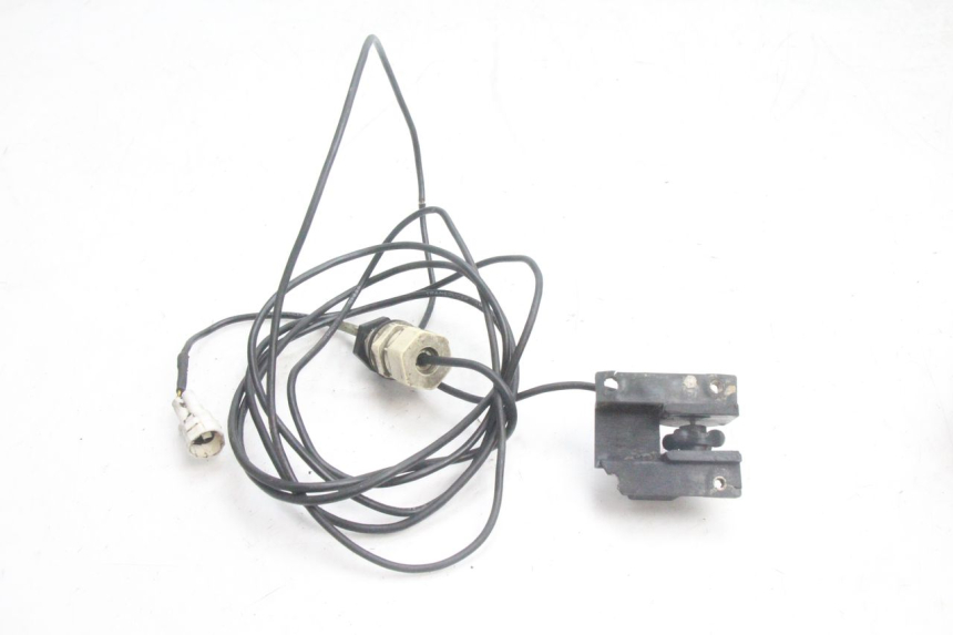 photo de SPEED SENSOR YAMAHA WAVE RUNNER GP R 1200 (2000 - 2003) - Fixing points details
