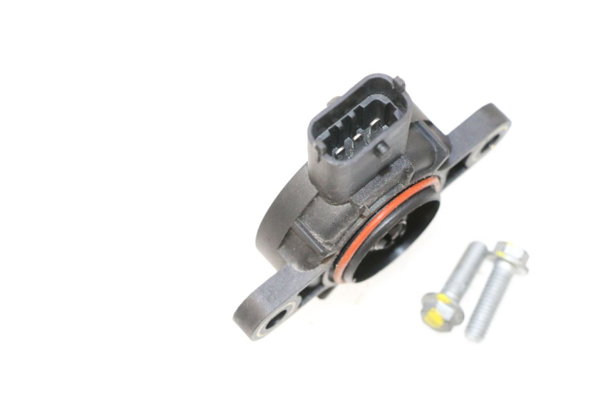 photo de ROLL LOCK POSITION SENSOR PIAGGIO MP3 LT 300 (2010 - 2016) - Zoom on usage condition