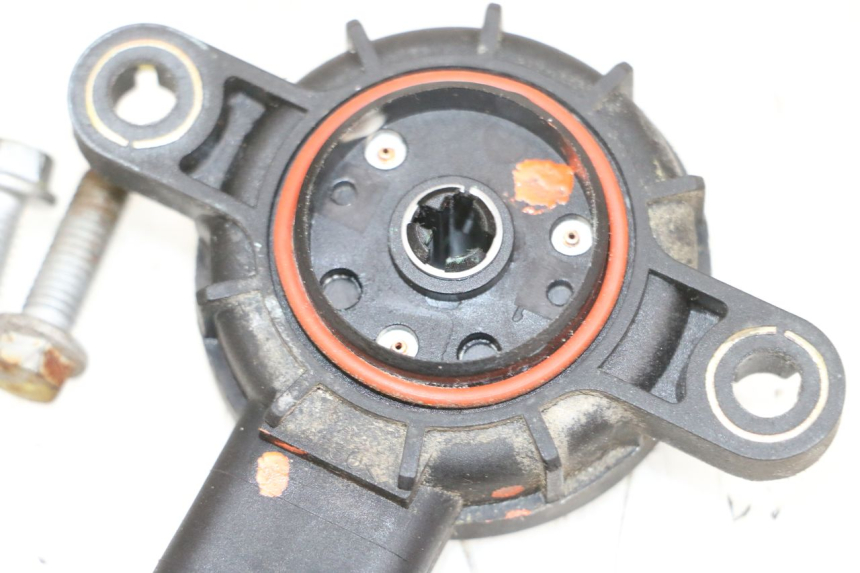 photo de ROLL LOCK POSITION SENSOR PIAGGIO MP3 RL 250 (2006 - 2010) - Zoom on usage condition