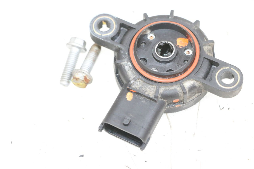 photo de ROLL LOCK POSITION SENSOR PIAGGIO MP3 RL 250 (2006 - 2010) - Alternative perspective
