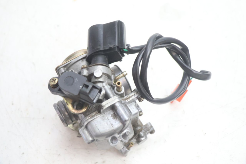 photo de CARBURETOR KYMCO AGILITY 4T 50 (2018 - 2022) - Alternative perspective