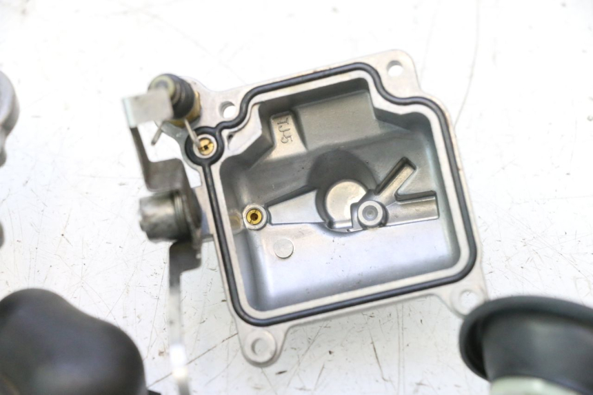 photo de CARBURETOR APRILIA ATLANTIC S 125 (2010 - 2013) - Alternative perspective