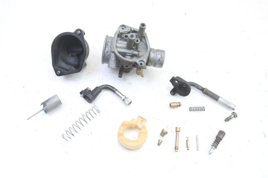 photo de CARBURETOR MBK BOOSTER NEXT GENERATION 50 (1995 - 1998) - Fixing points details