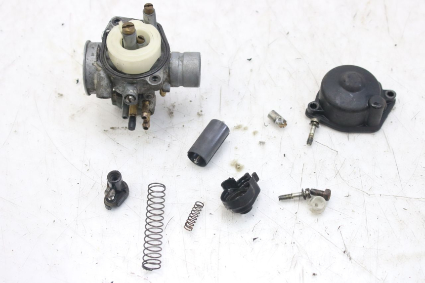 photo de CARBURETOR MBK BOOSTER SPIRIT 50 (2004 - 2017) - Fixing points details