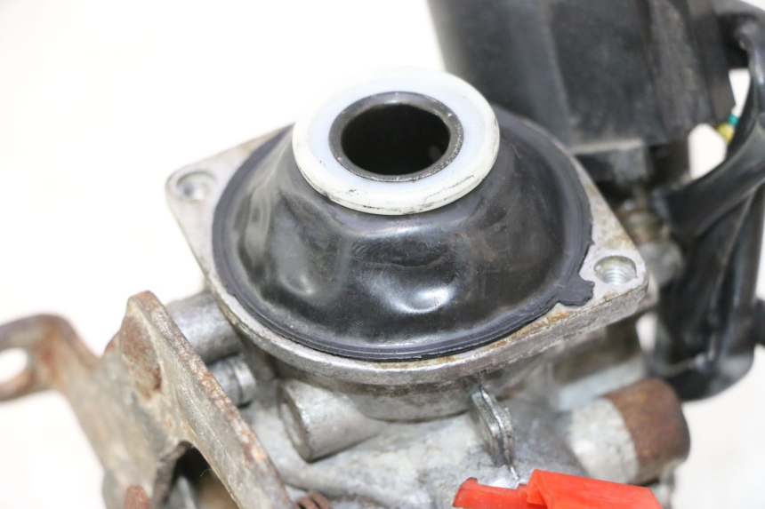 photo de CARBURETOR BAOTIAN BT 49 QT-7 50 (2006 - 2009) - Surface and material condition