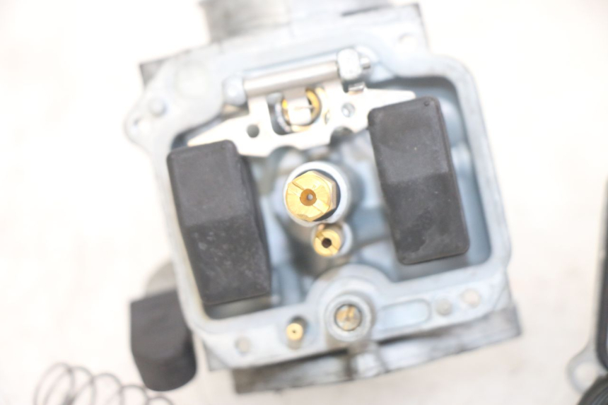photo de CARBURETOR HONDA CA REBEL 125 (1995 - 2001) - Distinctive features