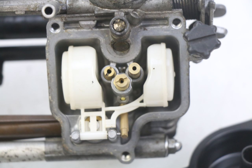 photo de CARBURETOR HONDA CBF 500 (2004 - 2007) - Component zoom