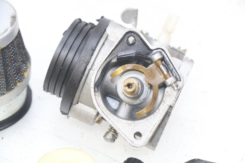 photo de CARBURETOR POCKET BIKE CROSS 50 - Distinctive features